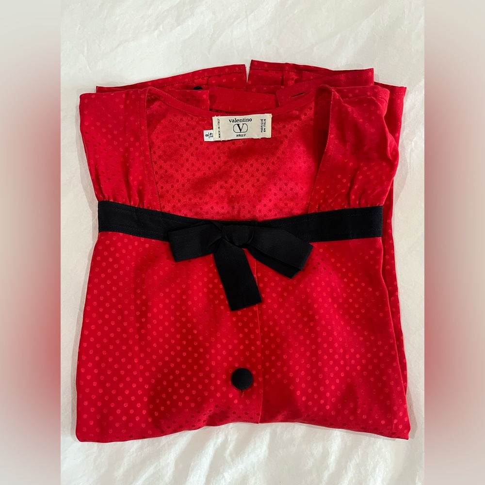 Valentino vintage red silk size 8 blouse